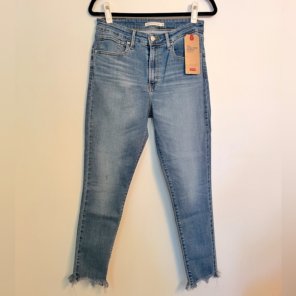 NWT Levi’s 721 High-Riss Skinny Ankle Jeans